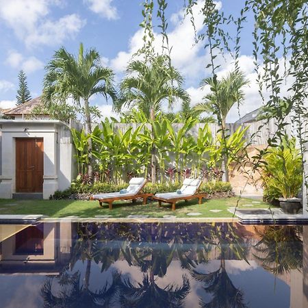 Bali Voyage Villa Seminyak Esterno foto